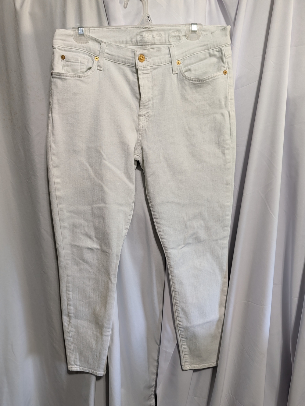 7 For All Mankind White Skinny Jeans with Gold-Tone Hardware